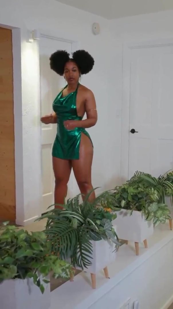 Carnival hot girls video 580943